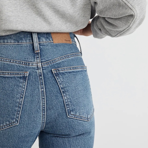 Madewell The Perfect Vintage Jean (23) - Picture 3 of 8
